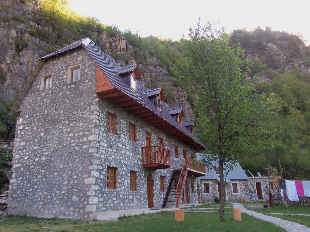 Bujtina Berishta Theth Ξενοδοχείο Εξωτερικό φωτογραφία