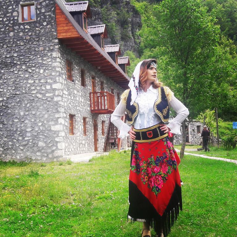 Bujtina Berishta Theth Ξενοδοχείο Εξωτερικό φωτογραφία