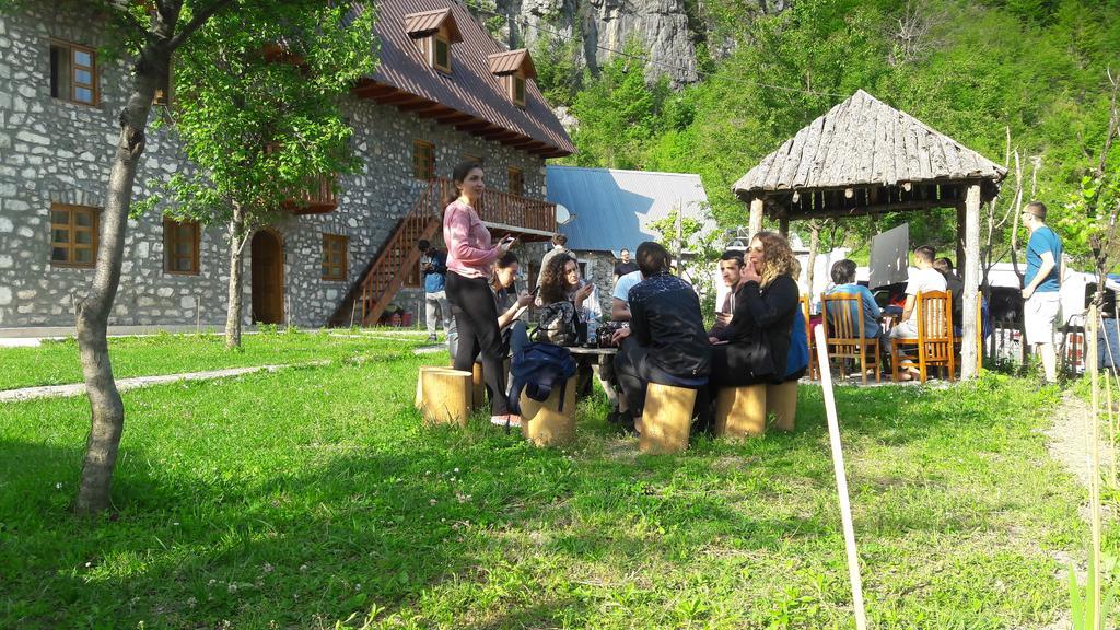 Bujtina Berishta Theth Ξενοδοχείο Εξωτερικό φωτογραφία