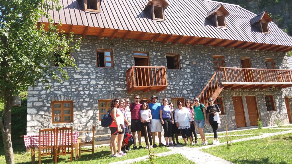 Bujtina Berishta Theth Ξενοδοχείο Εξωτερικό φωτογραφία