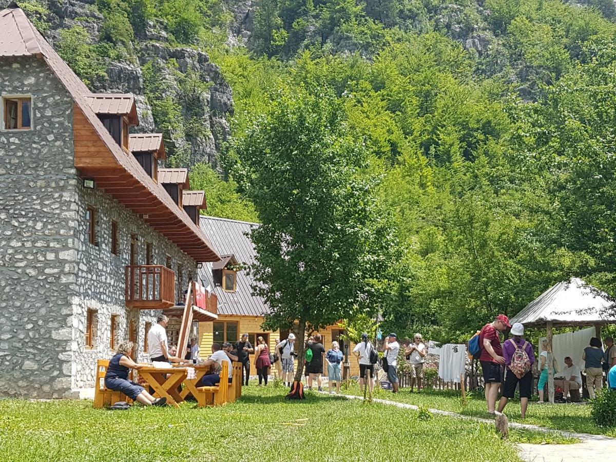 Bujtina Berishta Theth Ξενοδοχείο Εξωτερικό φωτογραφία