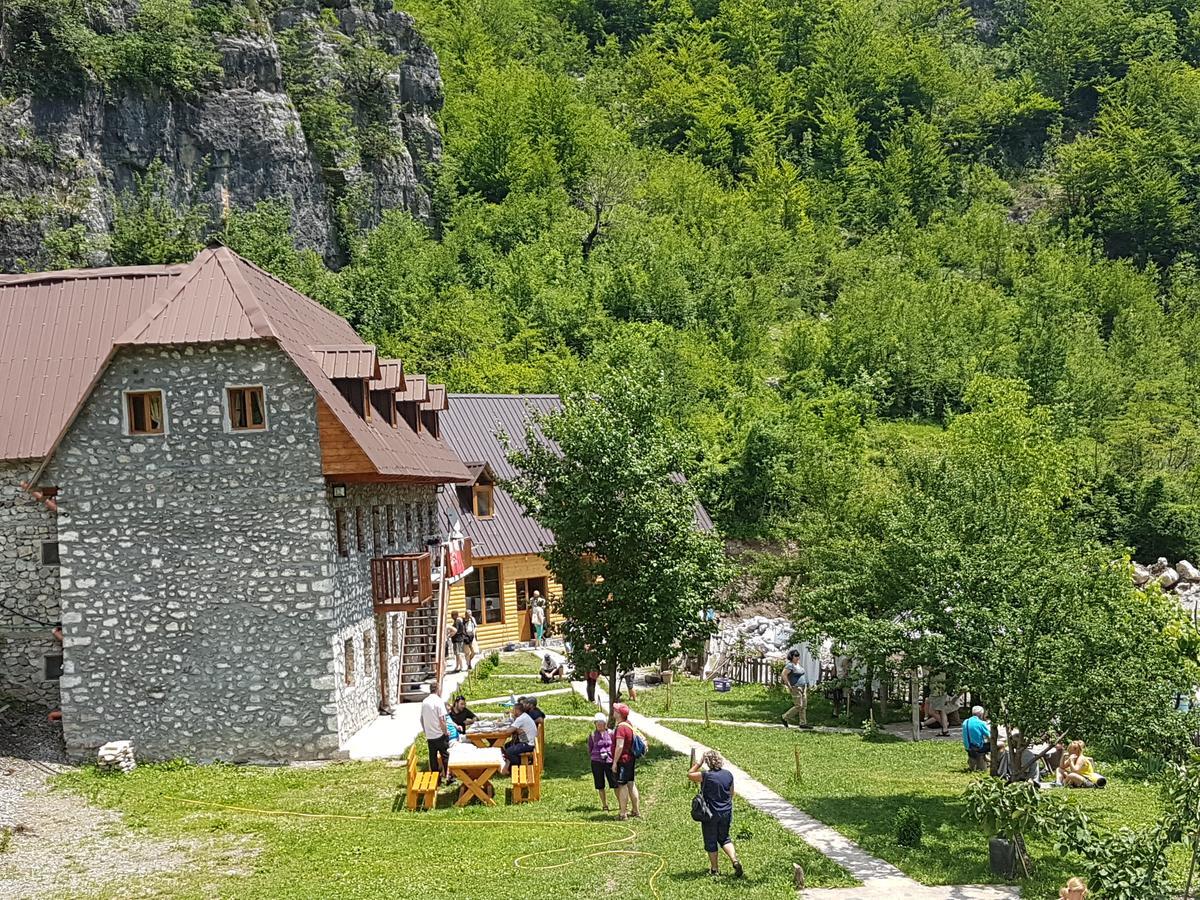 Bujtina Berishta Theth Ξενοδοχείο Εξωτερικό φωτογραφία