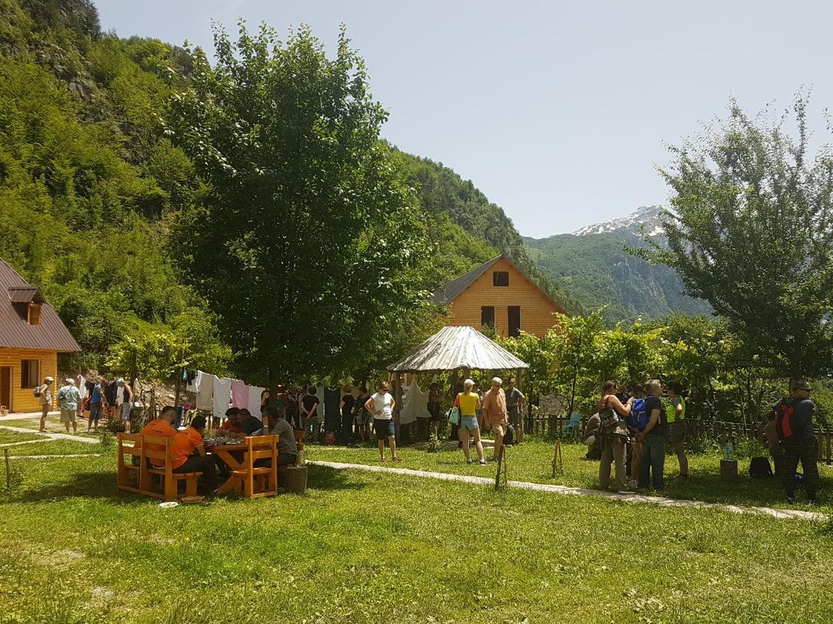 Bujtina Berishta Theth Ξενοδοχείο Εξωτερικό φωτογραφία
